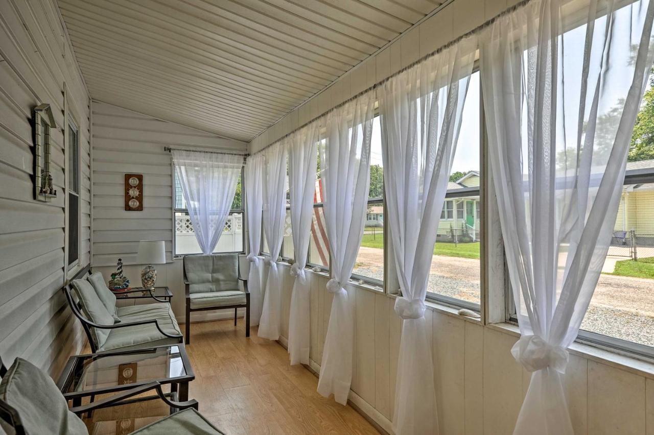 The Blue Crab Cottage - 3 Blocks From The Beach! Colonial Beach Exterior photo